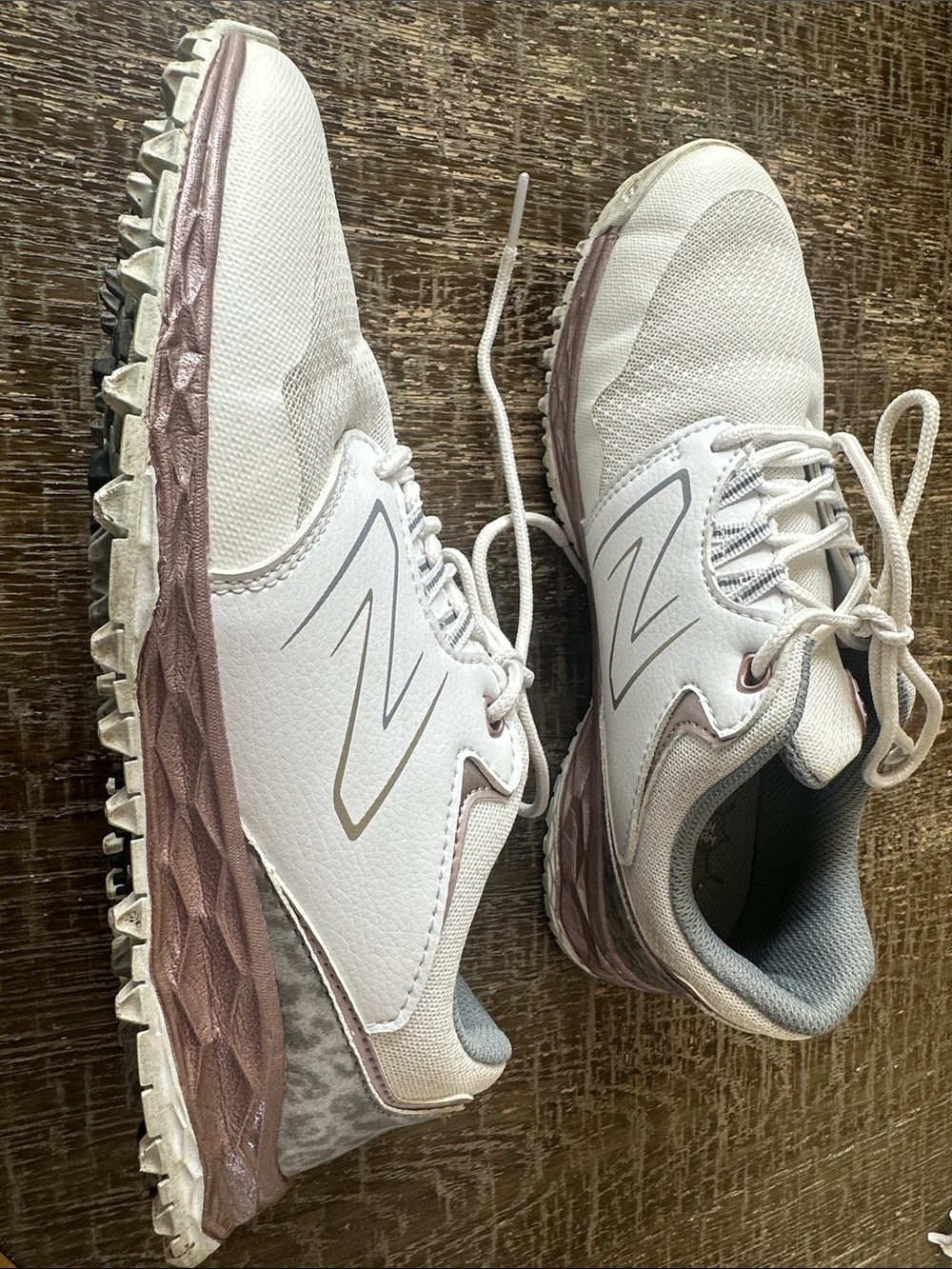 New Balance Womens Fresh Foam LinksSL v2 Golf Shoes - White/Rose Gold 7B